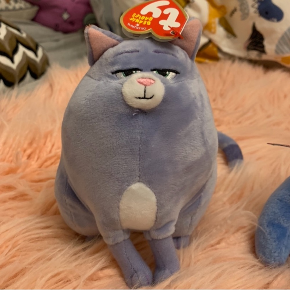 TY Beanie Baby - CHLOE the Cat (Secret Life of Pets) (6 inch)